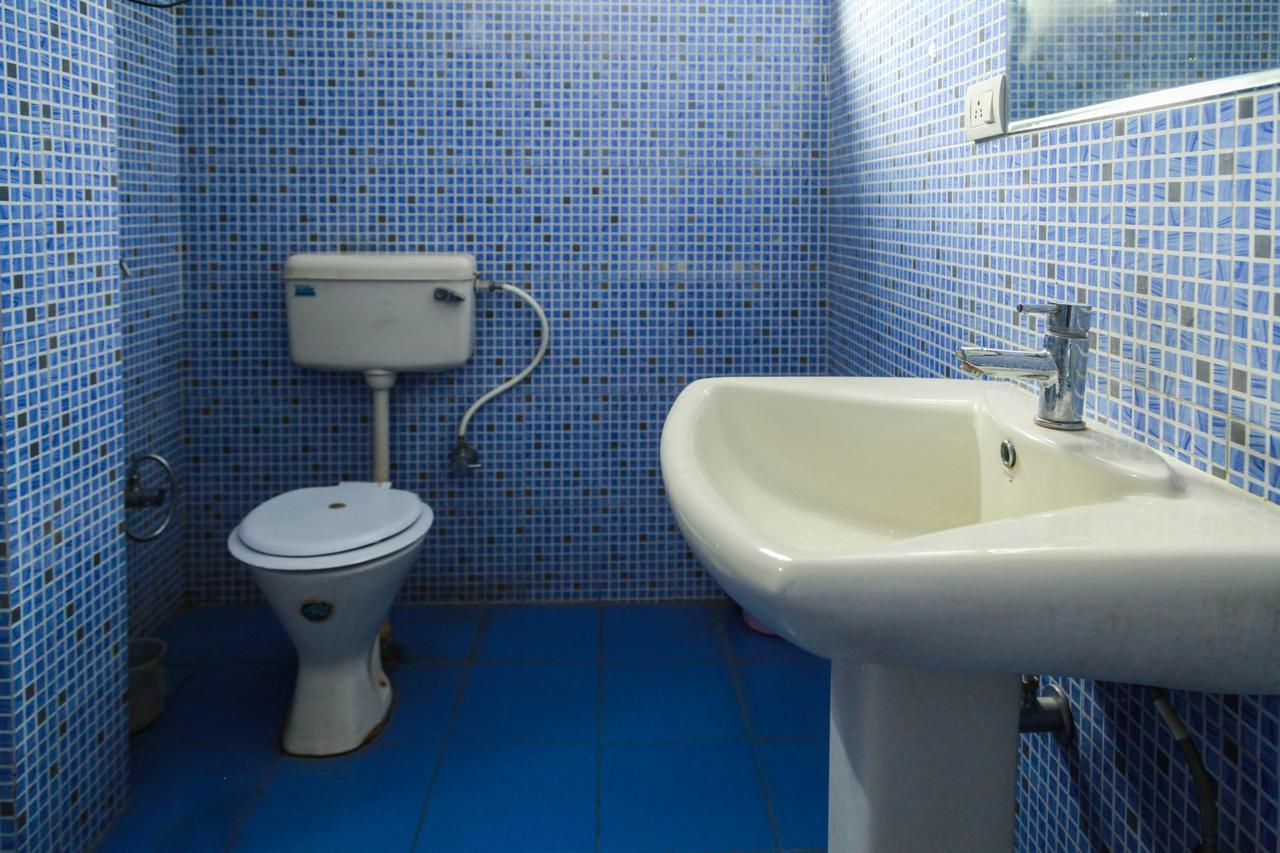 Hotel Neeraj Bhawan- Triveni Ghat Rishīkesh 외부 사진